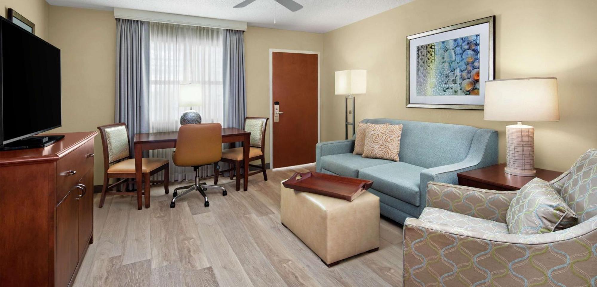 Hotel Embassy By Hilton Destin Miramar